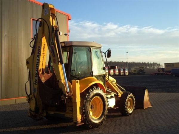 New Holland LB95B-4PT — zdjęcie 2
