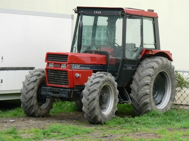 Case 745 1987r 4x4
