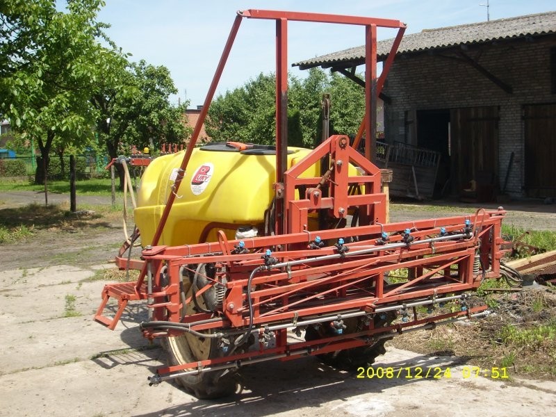 Sprzedam opryskiwacz 1000l. — zdjęcie 1