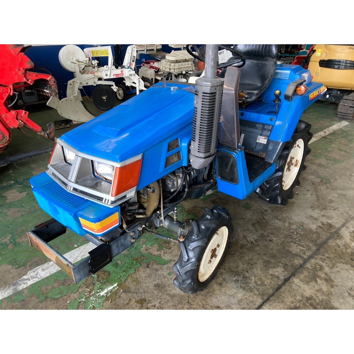 Traktor Iseki TU140F | Traktor 14KM z Japonii | Gotowy od ręki  — zdjęcie 1
