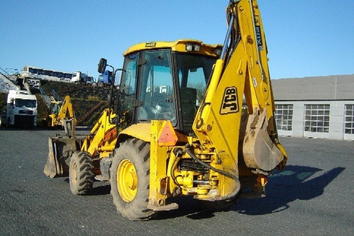 JCB 2003r 3CX Turbo POWERSHIFT TANIO — zdjęcie 3