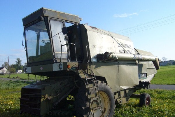 Sprzedam kombajn zbożowy Fortschritt E-512 — zdjęcie 4