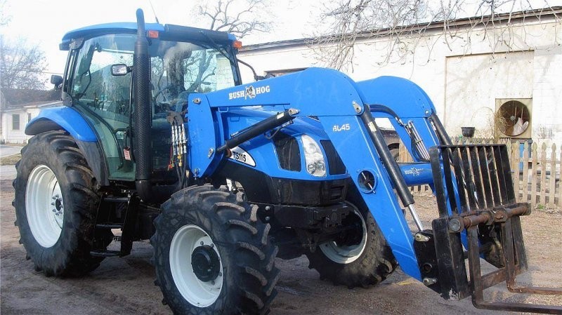 New Holland TS115A Ciagniki — zdjęcie 2