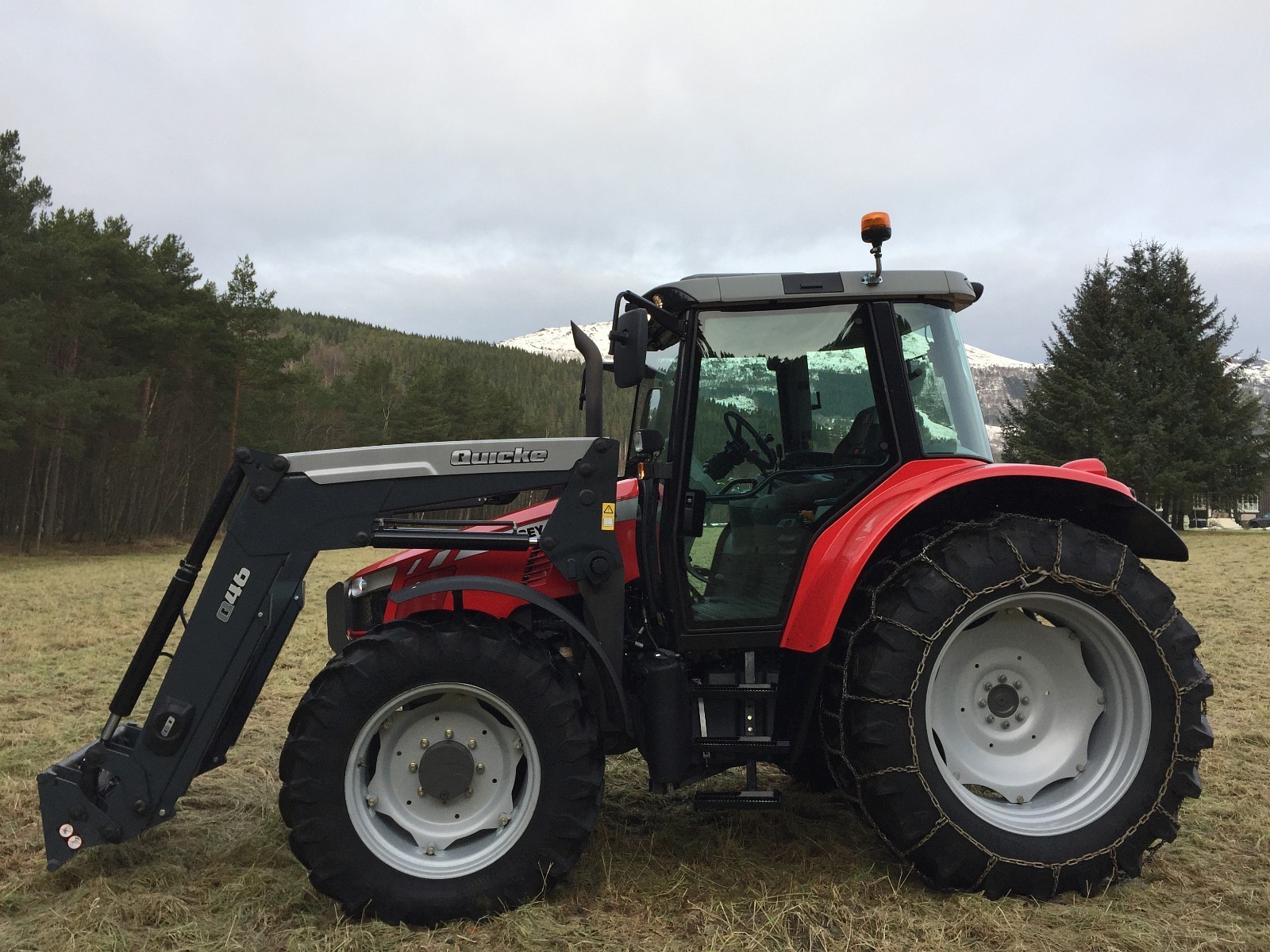 Massey Ferguson 5450 Dyna 4 Privilege + — zdjęcie 1