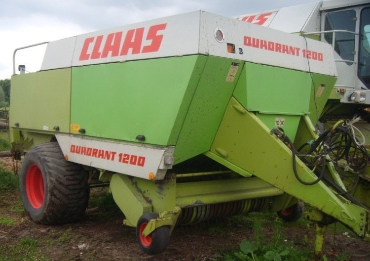 PRASA KOSTKOWA  CLAAS QŁADRANDT 1200 — zdjęcie 3