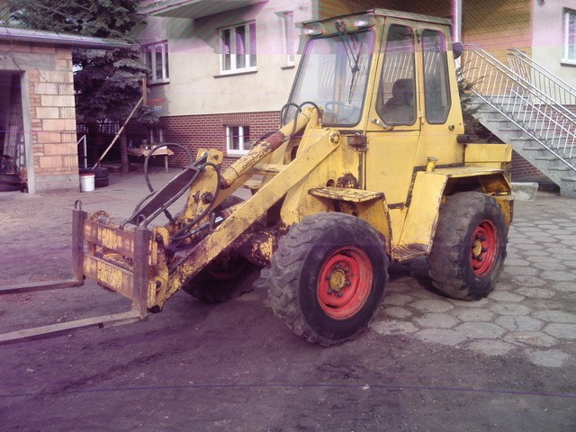 Ładowarka KRAMER — zdjęcie 1