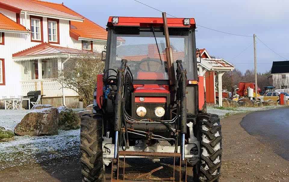 Ciągnik Zetor 7045. 75Z — zdjęcie 2