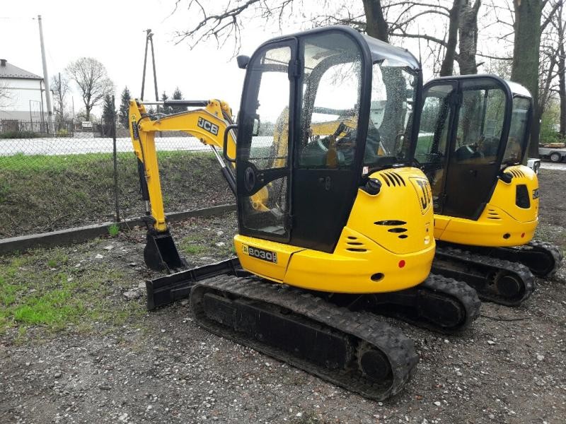 JCB 8030 ZTS z 2007 roku - mini koparka — zdjęcie 2