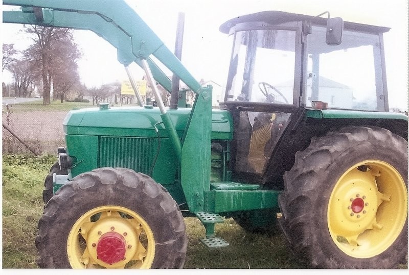 JOHN DEERE