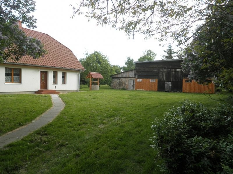 Sprzedam dom na dużej działce — zdjęcie 2