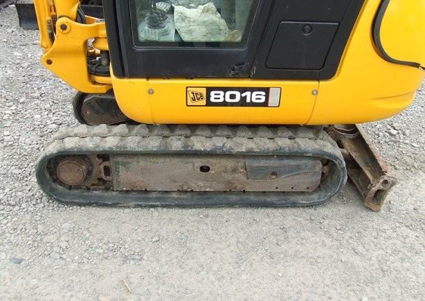 Minikoparka gąsienicowa JCB 8016 z roku 2007 — zdjęcie 3