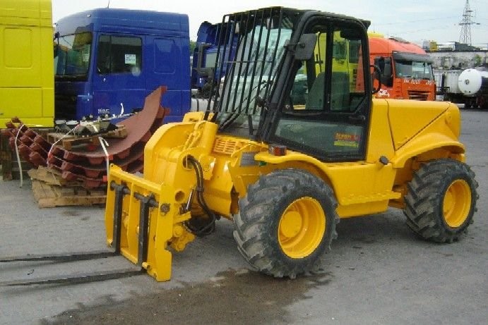 JCB Ładowarka teleskopowa 520-50. udźwig 2000kg. podnosz 5m — zdjęcie 2