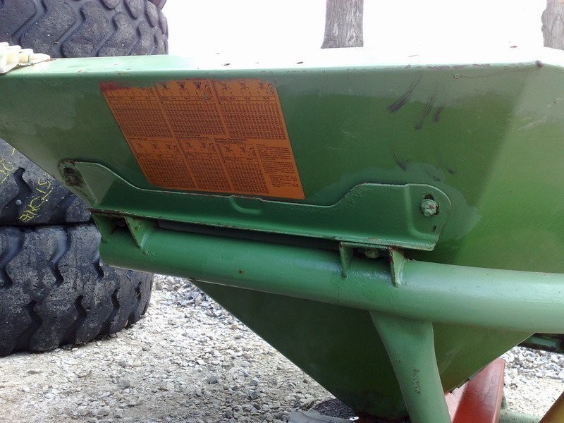 AMAZONE 600L ZA-F 603 ROZSIEWACZ NAWOZÓW — zdjęcie 1