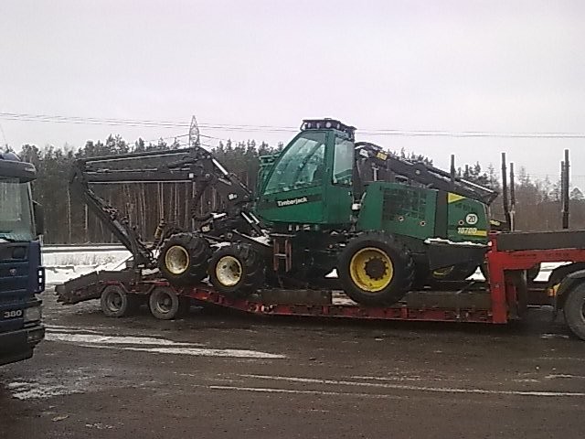 Transport harwester timberjack valtra — zdjęcie 1
