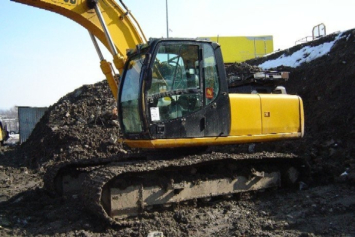 SUPER OKAZJA ! - Koparka gąsienicowa JCB JS 220 ro — zdjęcie 1