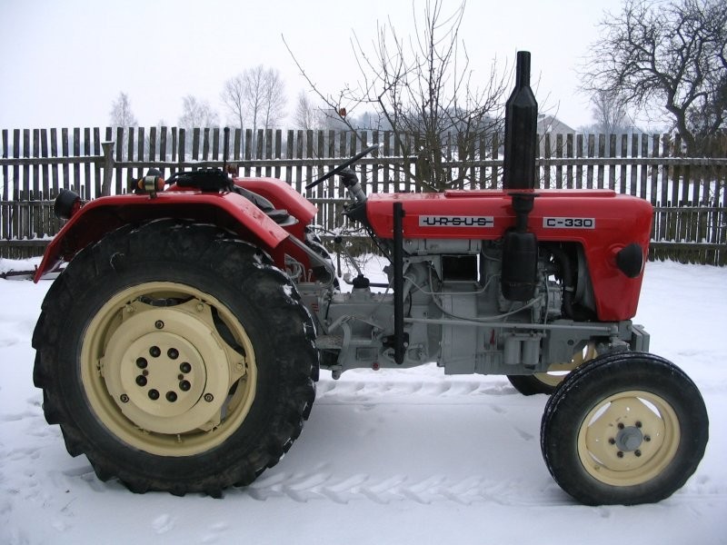 ursus c-330 — zdjęcie 2