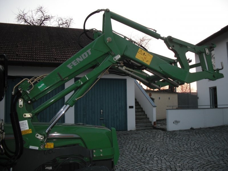 2006 Fendt 208 SA mit Fl — zdjęcie 4