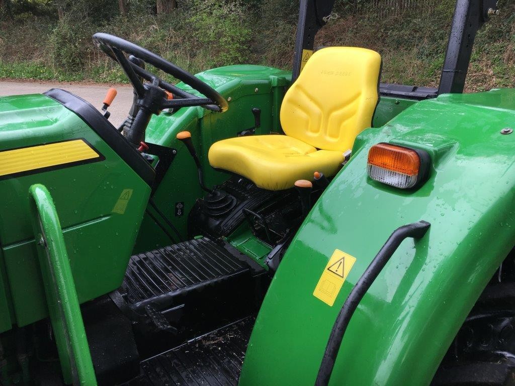 Ciągnik John Deere 555E — zdjęcie 3