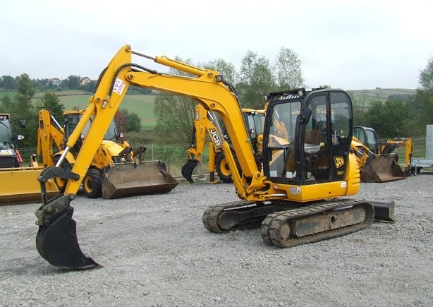 JCB 8052 - 2007 r. — zdjęcie 1