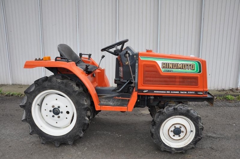 Traktorek Hinomoto N179D 4x4 18PS — zdjęcie 4