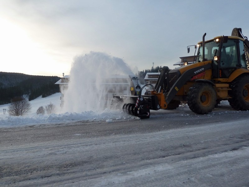 Pług wirnikowy do koparko-ładowarki JCB CAT KOMATSU VOLVO — zdjęcie 3