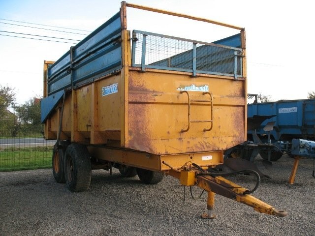PRZYCZEPY JEDNO- i DWUOSIOWE ładowność 10-12 ton — zdjęcie 3
