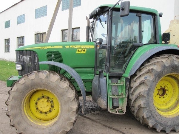 Ciągnik rolniczy John Deere 6920 — zdjęcie 4