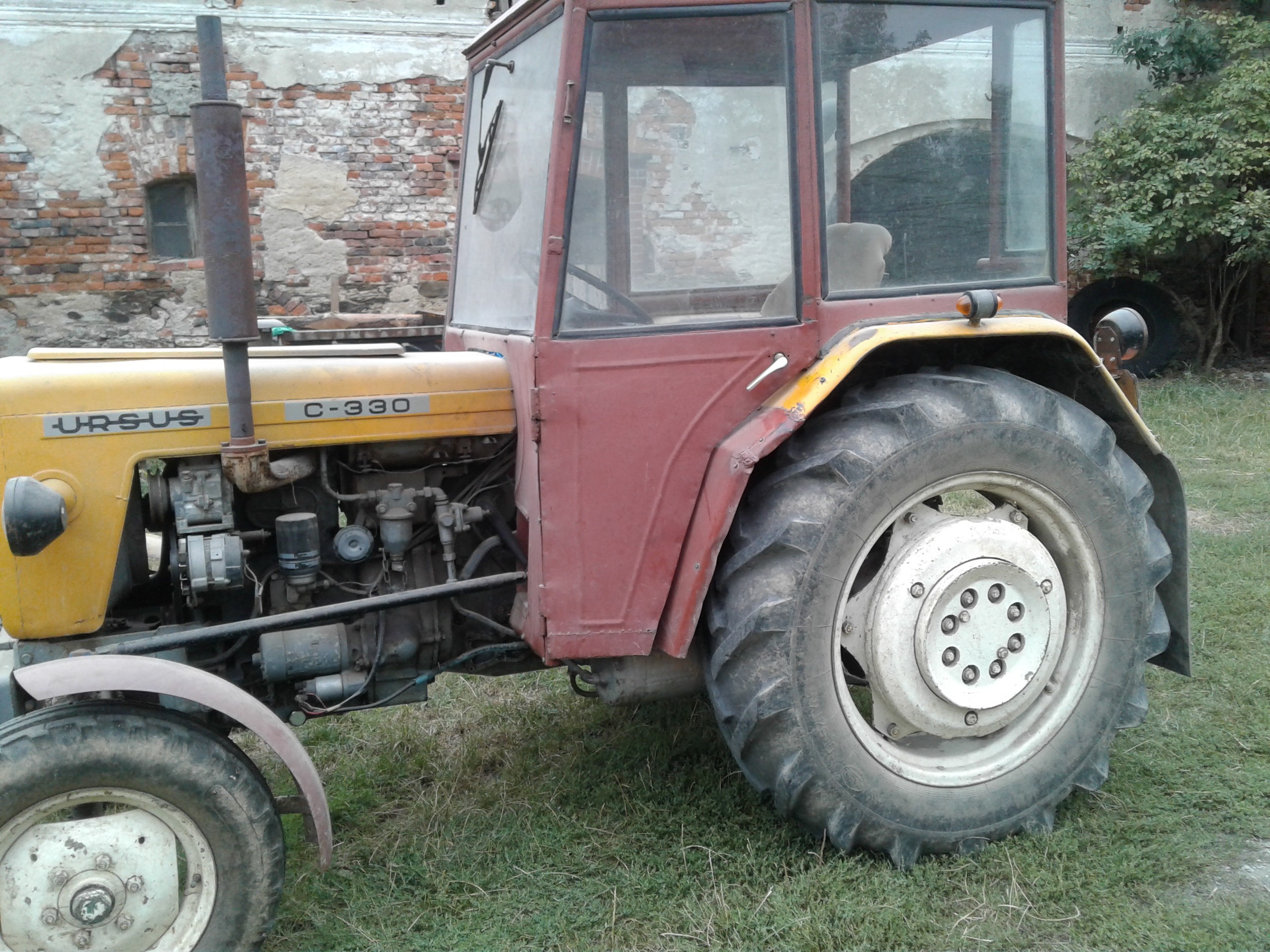 Ciągnik c 330  — zdjęcie 1
