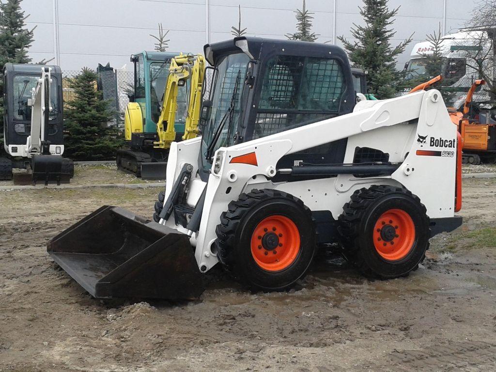 BOBCAT S630 TURBO 2010r 2900mth 75KM MINIŁADOWARKA GWARANCJA — zdjęcie 4