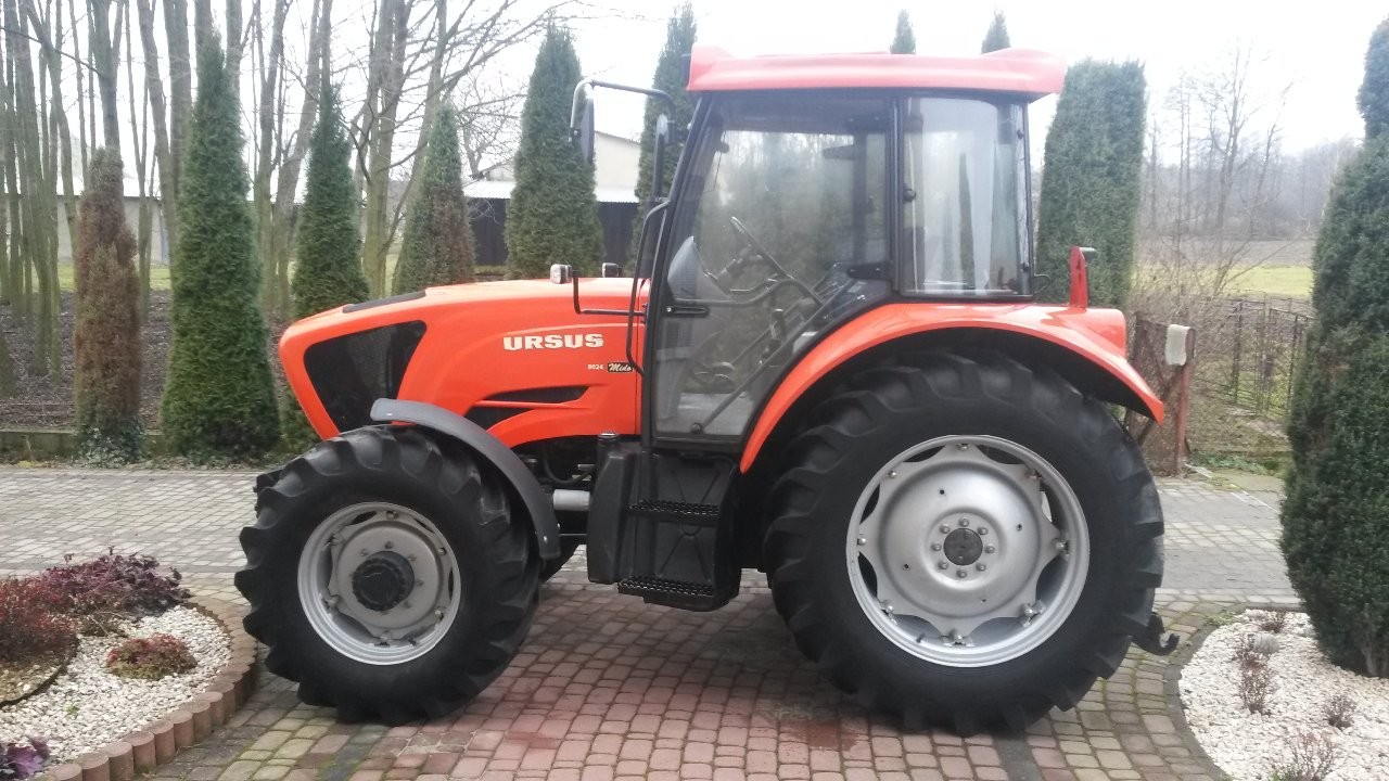 Ursus 8024 — zdjęcie 4