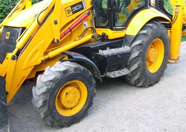 JCB 3CX z roku 2006 /Sterowanie w Joysticku — zdjęcie 5