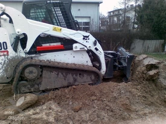 Prace ziemne, usługi maszyny budowlane minikoparka — zdjęcie 5