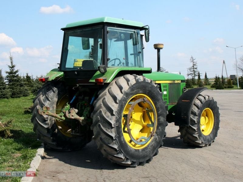 Ciągnik JOHN DEERE 3640 1985r 130km 4x4 — zdjęcie 4
