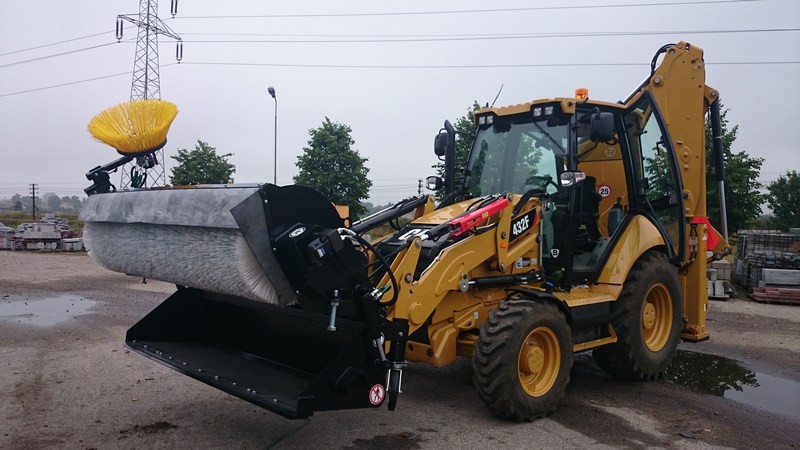 Zamiatarka do koparko-ładowarki CAT, JCB, VOLVO, KOMATSU, CASE — zdjęcie 2