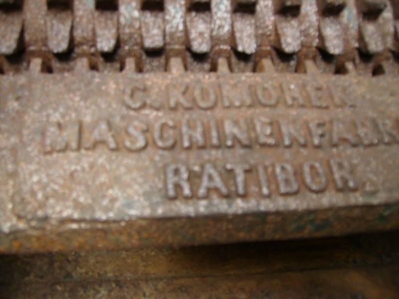 ANTYK - Sieczkarnia C.KOMOREK MASCHINENFABRIK RATI — zdjęcie 3