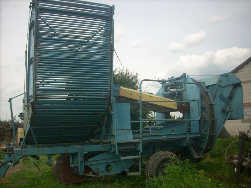 Sprzedam kombajn ziemniaczany Z644 ANNA