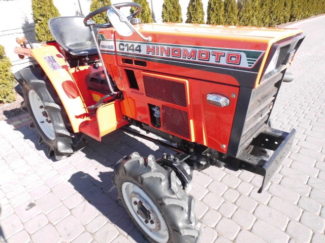 Hinomoto C144 14KM 4x4 kubota iseki mitsubishi super stan — zdjęcie 1