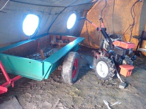 Ciągnik ogrodniczy TERRA VARII — zdjęcie 1