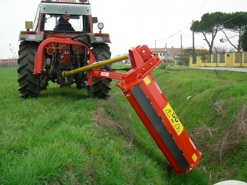 Maschio kosiarka — zdjęcie 2
