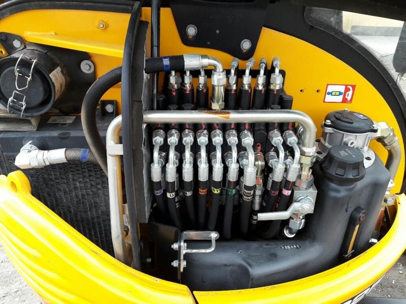 Minikoparka JCB 8025 zts - 2013 rok - sprzedam — zdjęcie 7