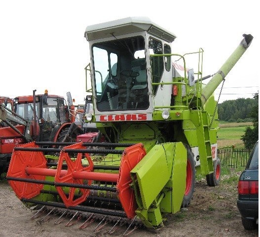 Claas Dominator 38