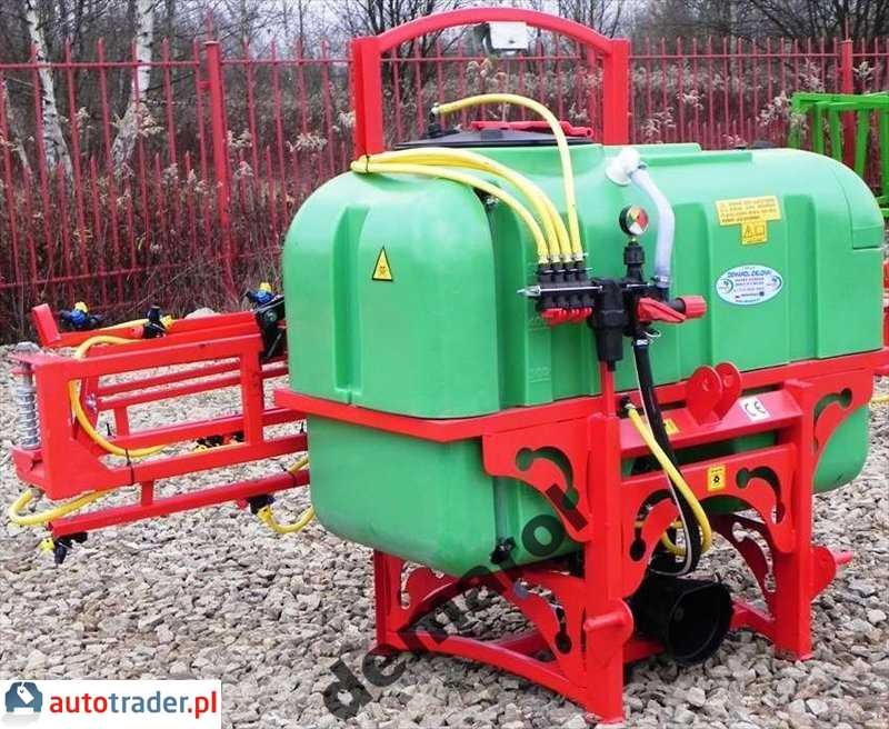 Opryskiwacz zawieszany Sokół 600l-12m/V — zdjęcie 1