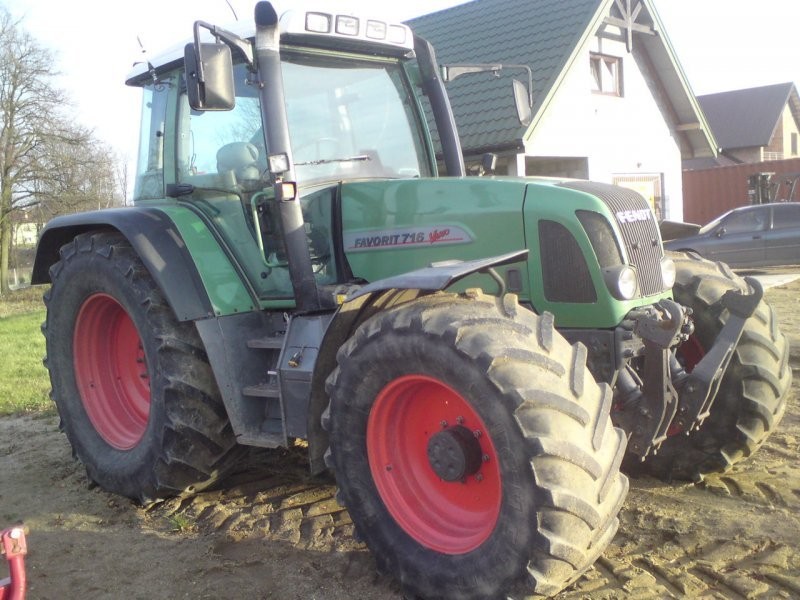 Fendt Favorit  716vario ( John Deree, Ursus,Case) — zdjęcie 1