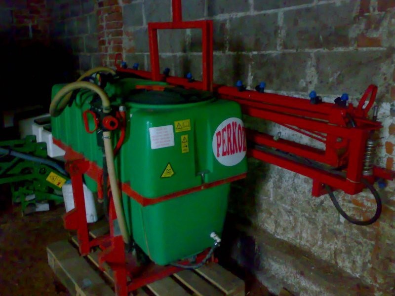 Sprzedam opryskiwacz Bury Perkoz 400l — zdjęcie 1