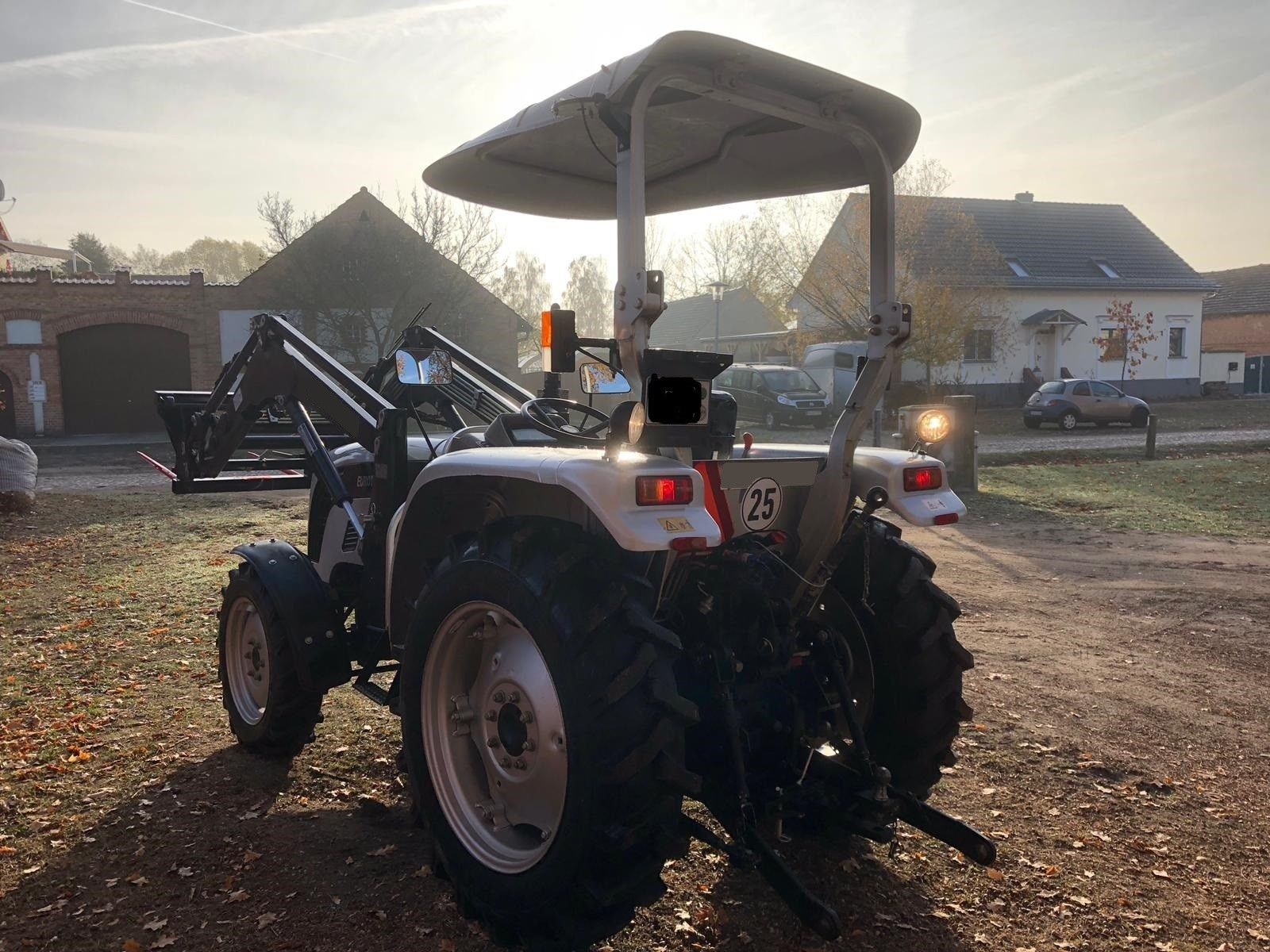 Ciągnik Eurotrac Foton F/40 22ERT + ładowacz czołowy — zdjęcie 4