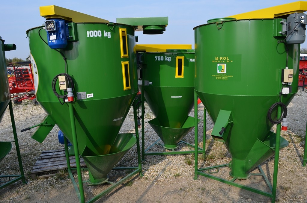 NOWY Mieszalnik pasz M-Rol 1000kg RATY0% — zdjęcie 2