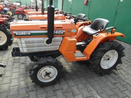 Używany mini ciągnik KUBOTA B1402