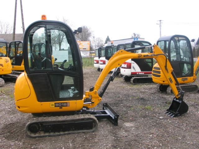 koparkikrakow.pl - JCB 8018 2011r. — zdjęcie 4