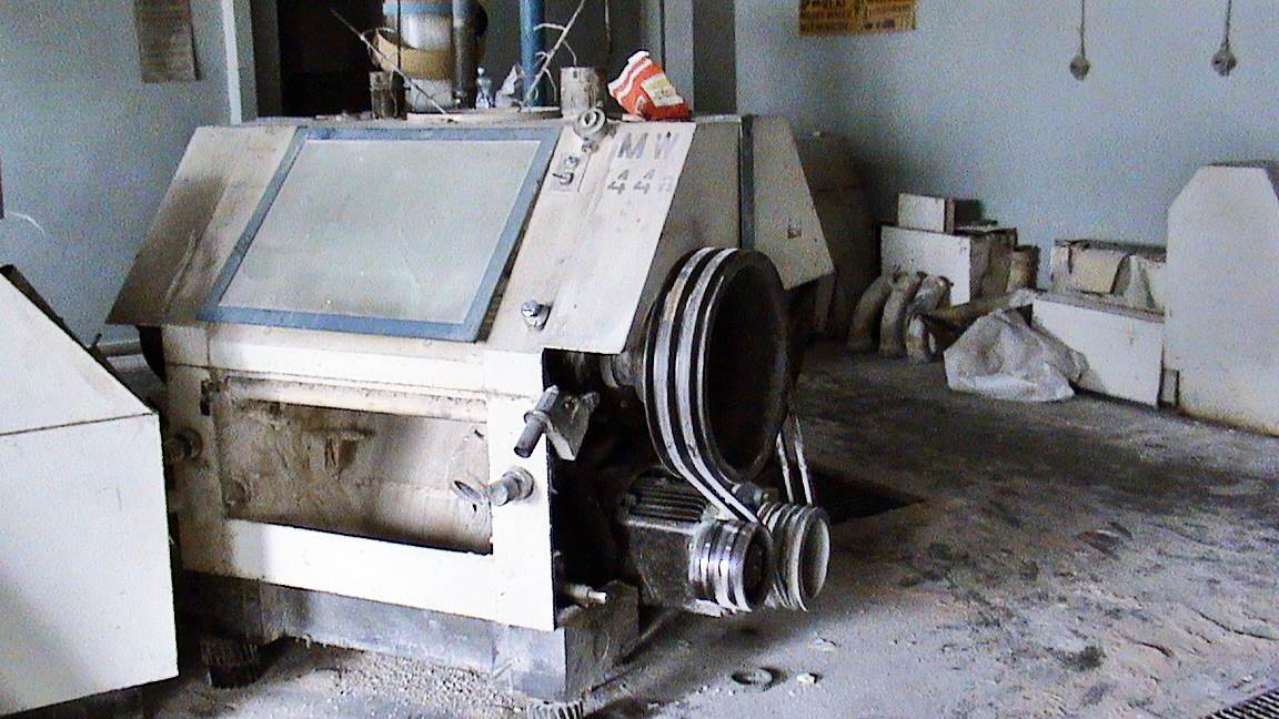 Mlewnik Gniotownik Zgniatacz ( 4-walcowy 80-tka ) FM-02 zdemontowany. — zdjęcie 1