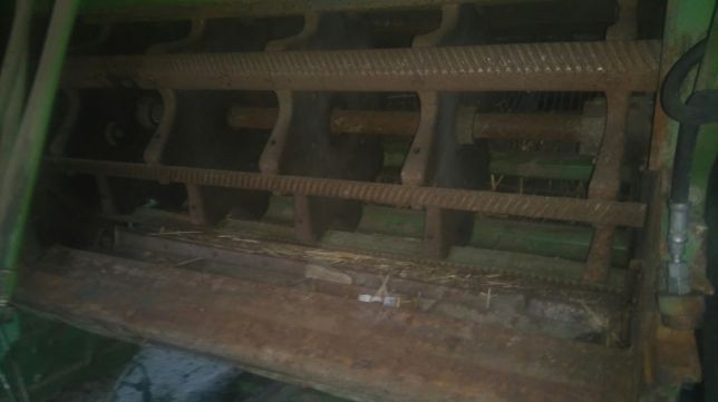 Młocarnia,wał młocarni,klepisko John Deere 970,975,1072,1075,1174,1177 — zdjęcie 2